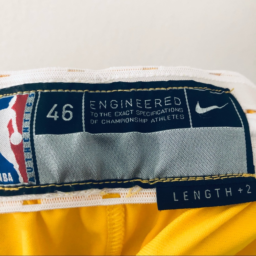 NIKE LOS ANGELES LAKERS SHORT.SIZE 46 - Picture 8 of 8